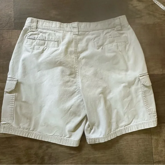 Columbia omni shade cargo shorts - Picture 2 of 3